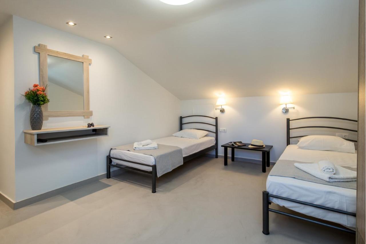 Haus Sofi Hotel Пефкари Екстериор снимка