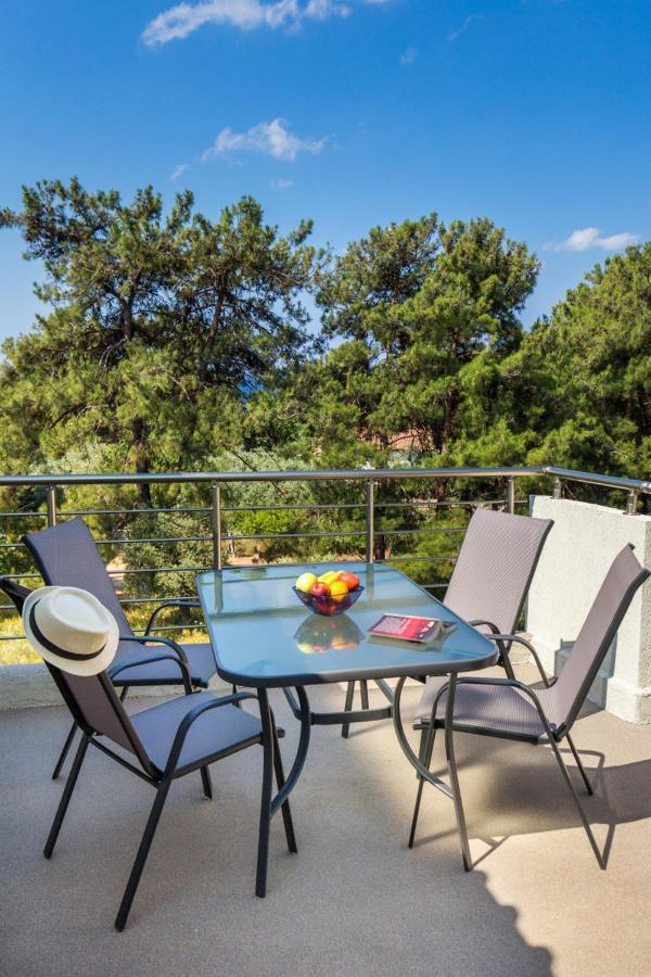 Haus Sofi Hotel Пефкари Екстериор снимка