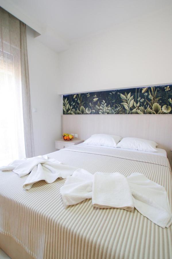 Haus Sofi Hotel Пефкари Екстериор снимка
