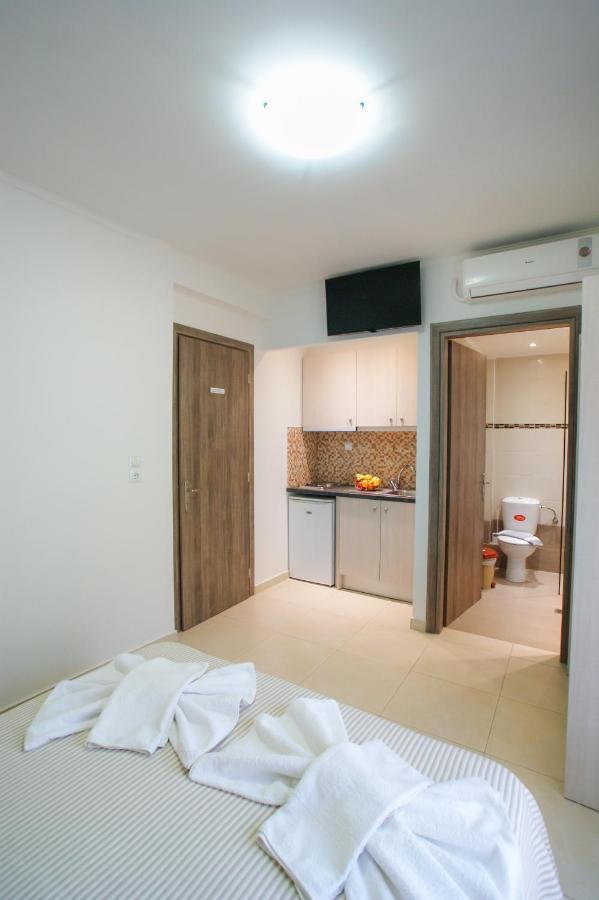 Haus Sofi Hotel Пефкари Екстериор снимка