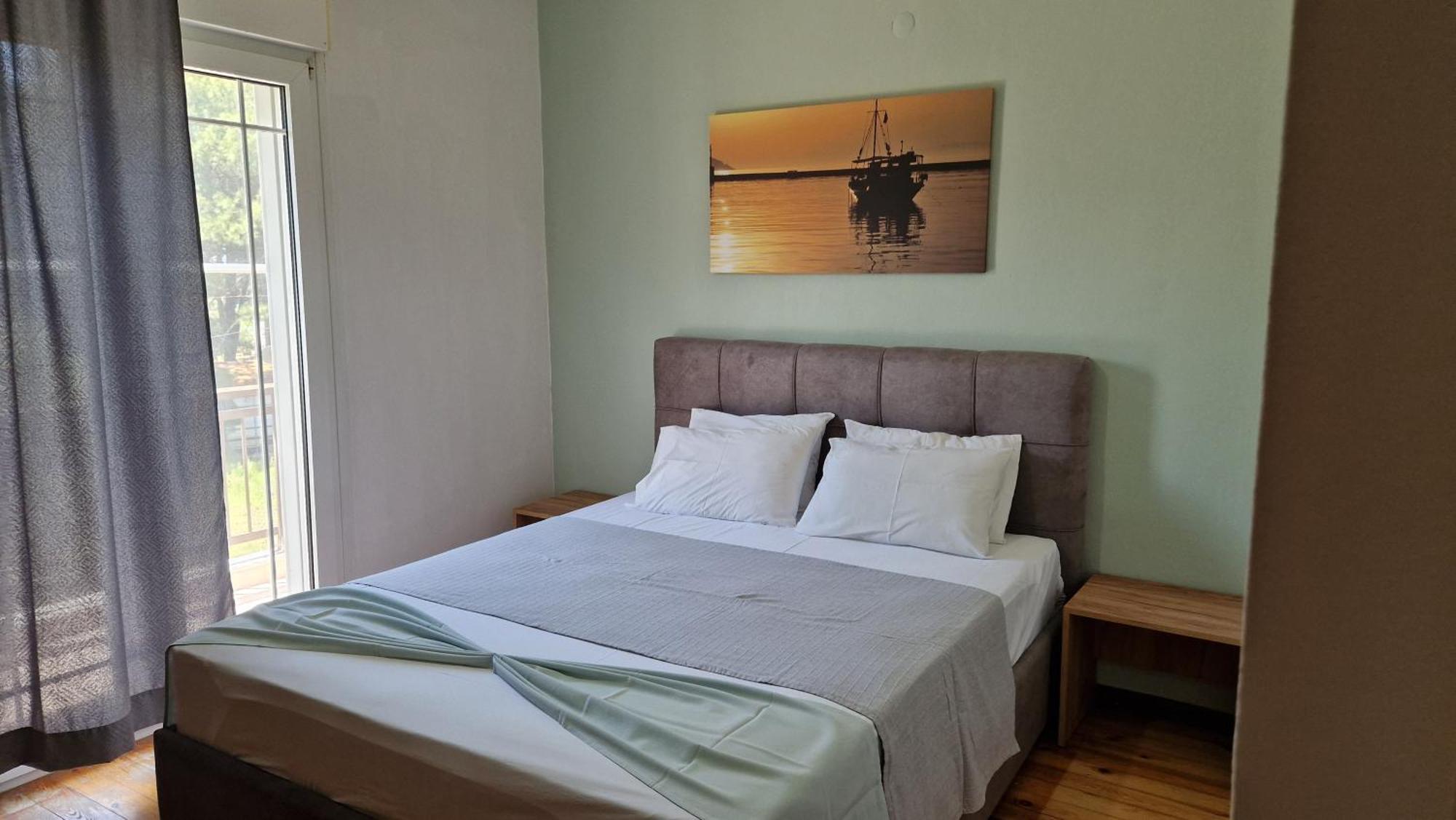 Haus Sofi Hotel Пефкари Екстериор снимка