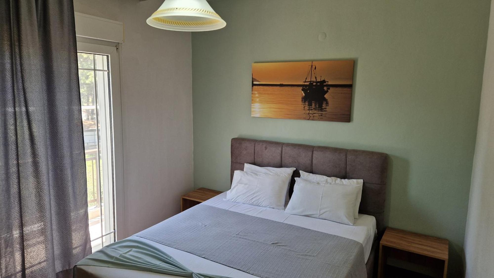 Haus Sofi Hotel Пефкари Екстериор снимка